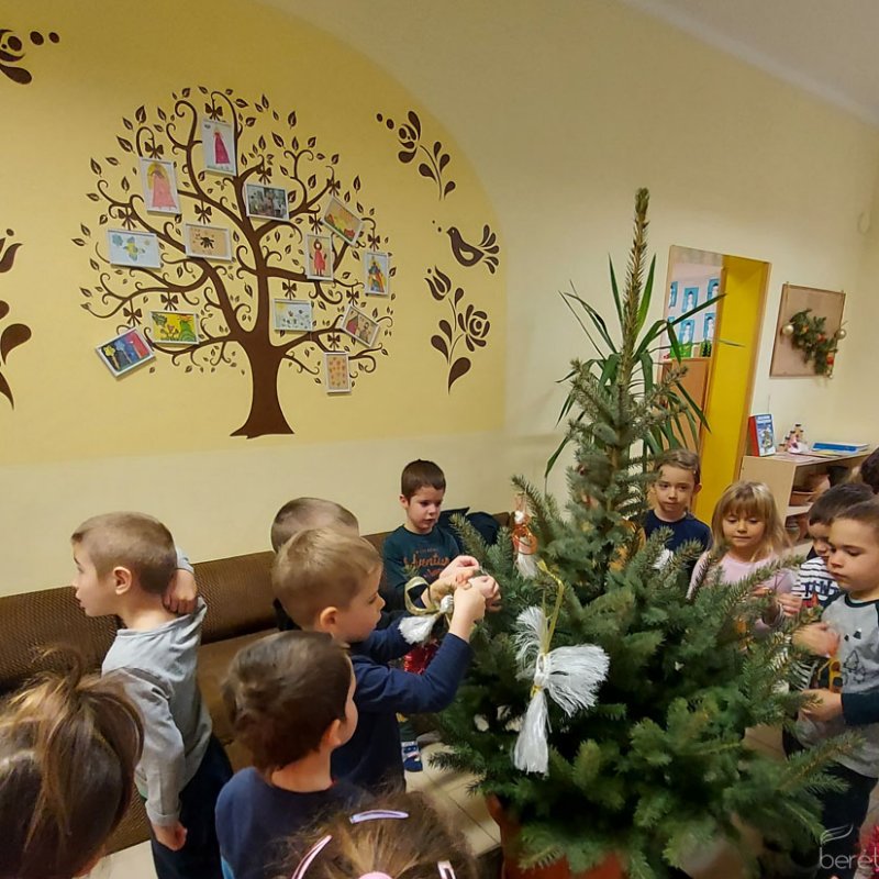 Tama angyalkák érkeztek a Vass Jenő oviba 36